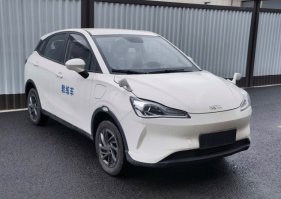 纯电动教练车