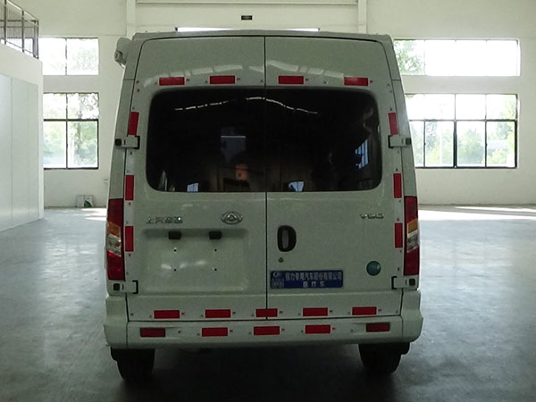 程力威牌CLW5040XYL6QT醫(yī)療車公告圖片