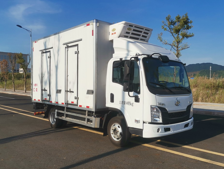 乘龍牌LZ5040XLCL2AZBEV151純電動(dòng)冷藏車公告圖片