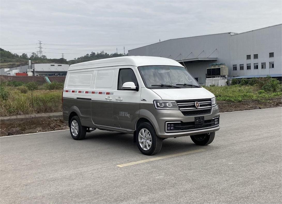 金杯牌JKC5026XXYA6L3廂式運(yùn)輸車公告圖片