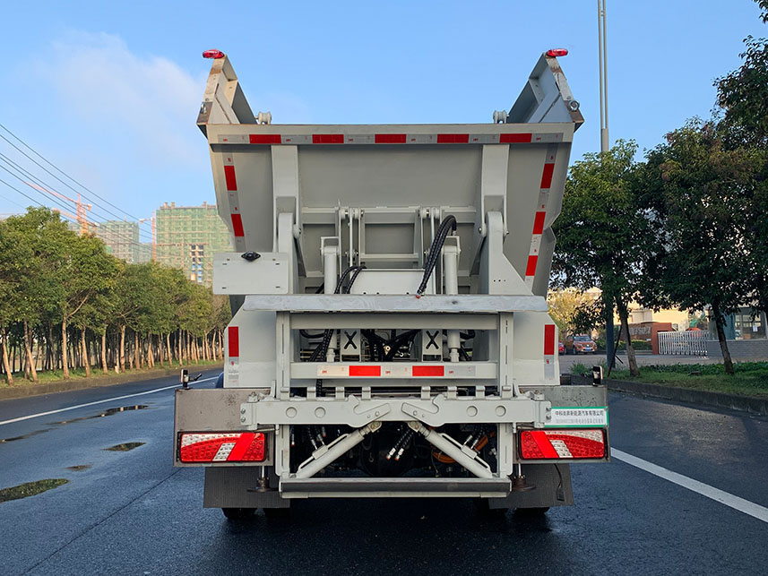 中科尚昇牌ZKS5080ZZZBEV纯电动自装卸式垃圾车公告图片