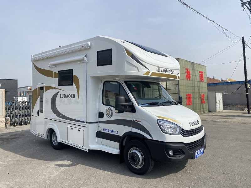 魯?shù)罓柵芁DR5060XLJ旅居車公告圖片