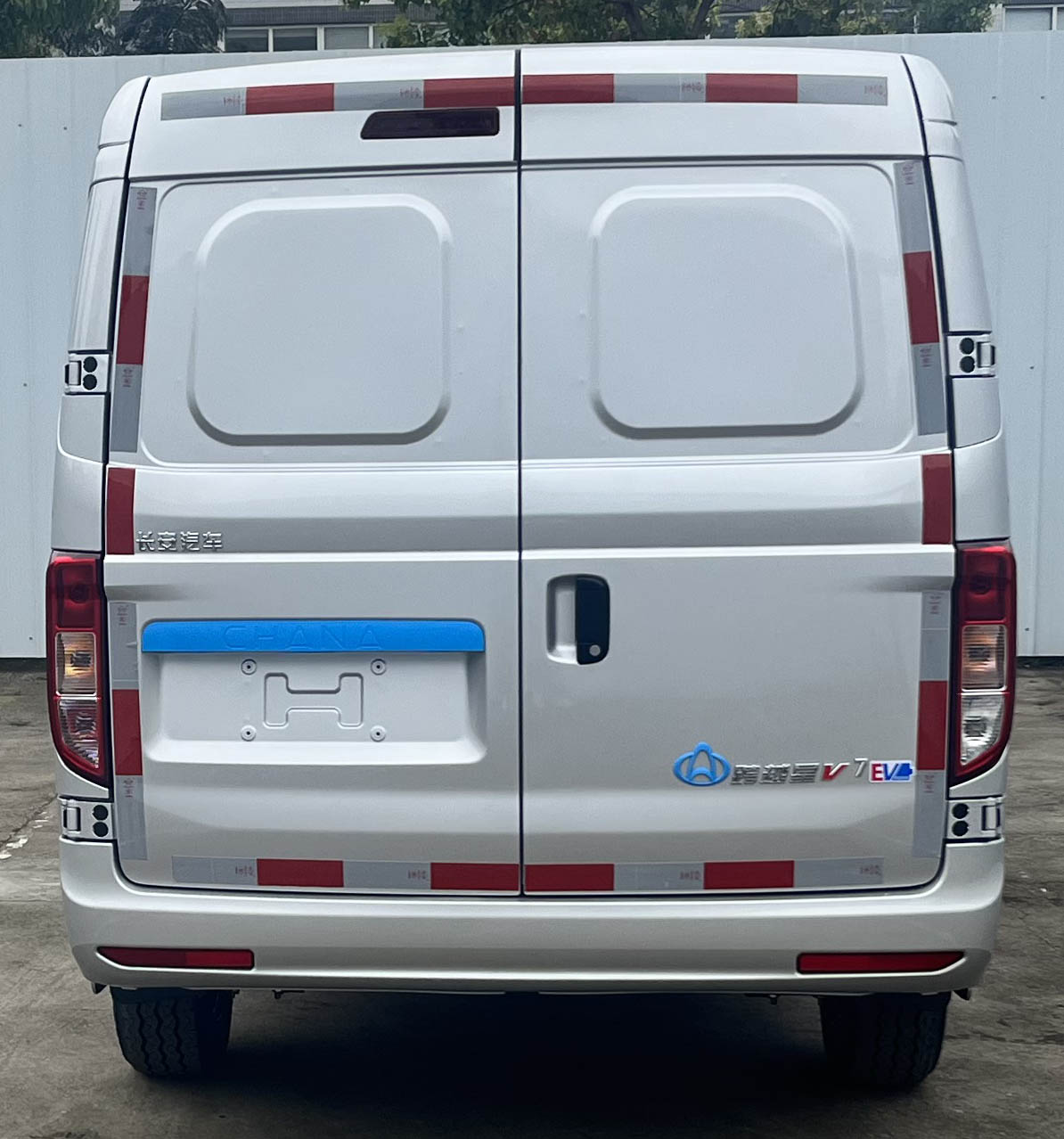 長安牌SC5031XXYPQ6B9BEV純電動廂式運輸車公告圖片