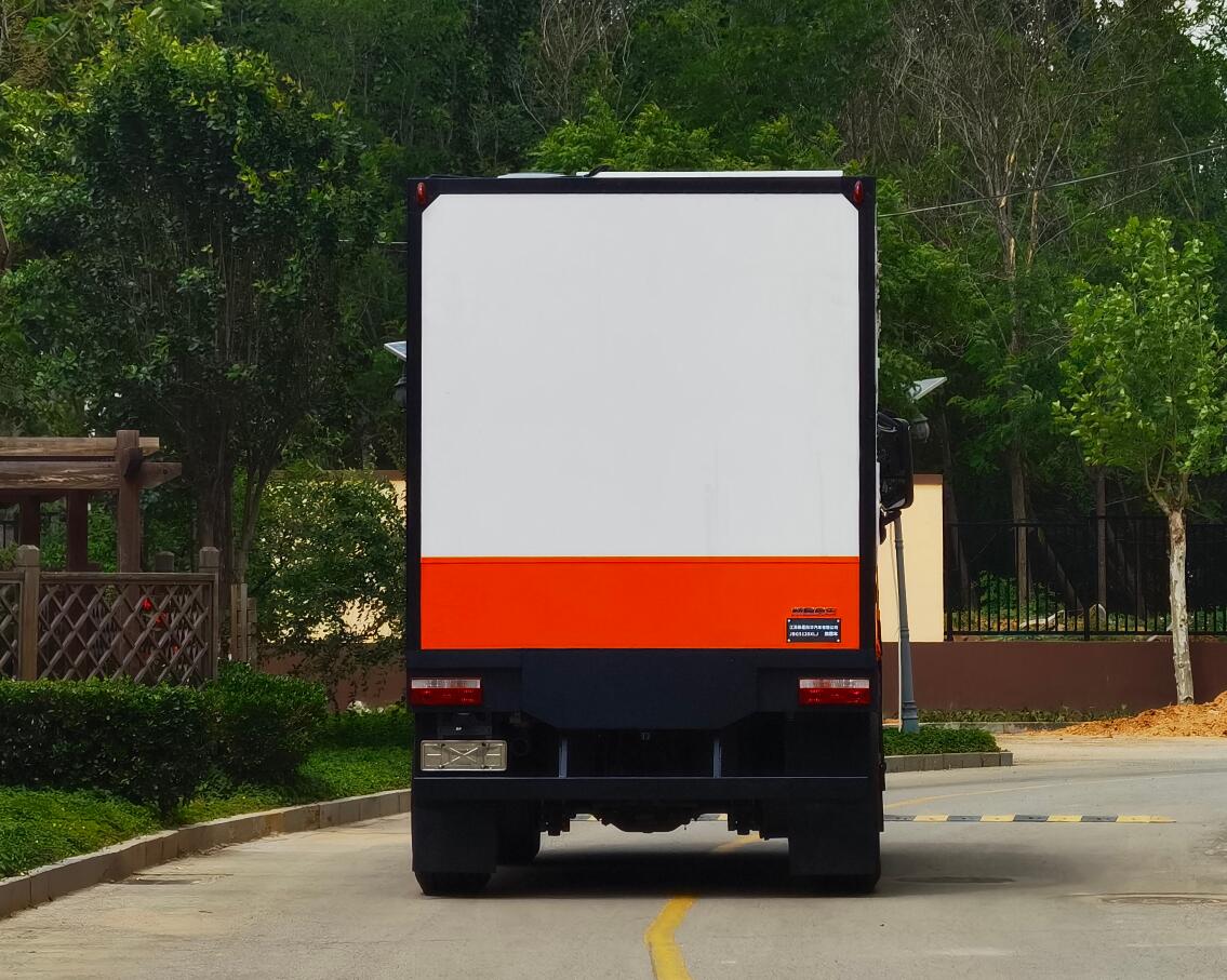 新星房車牌JBG5120XLJ旅居車公告圖片