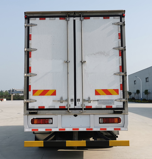 勁頁牌MJY5180TSCZZHS鮮活水產(chǎn)品運(yùn)輸車公告圖片