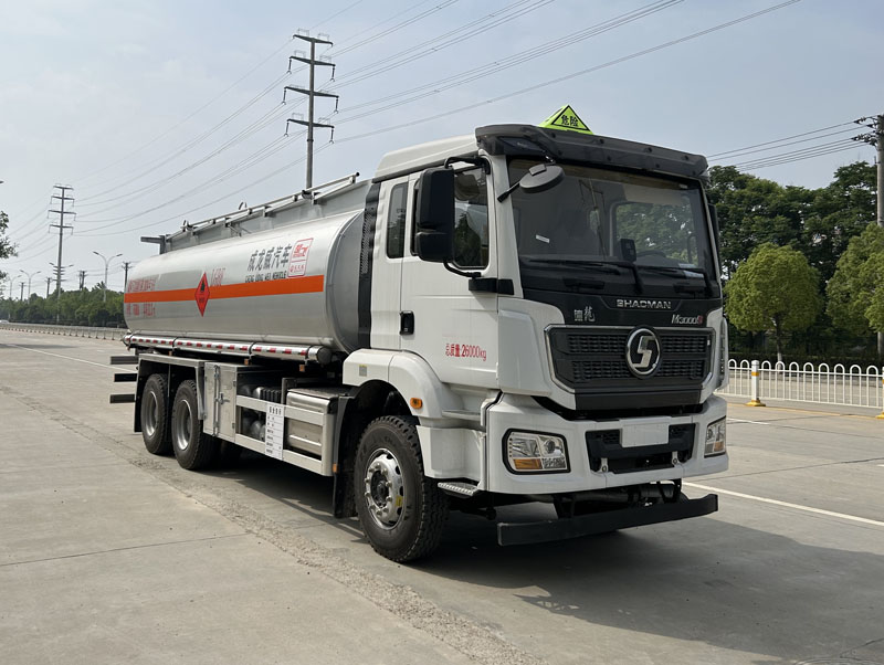 楚飛牌CLQ5266GRY6SX易燃液體罐式運(yùn)輸車(chē)公告圖片