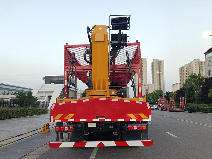 專致牌YZZ5310TYGSX6R壓裂管匯車公告圖片