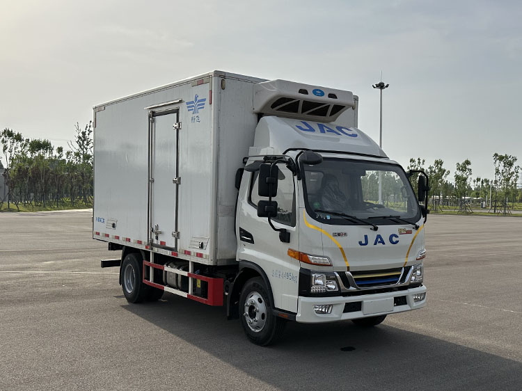 新飛牌XFC5040XLCPHEVHF插電式混合動力冷藏車公告圖片