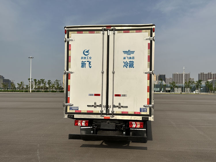 新飛牌XFC5040XLCPHEVHF插電式混合動力冷藏車公告圖片