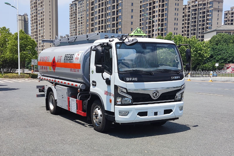 新東日牌YZR5127GJYE6Q加油車公告圖片