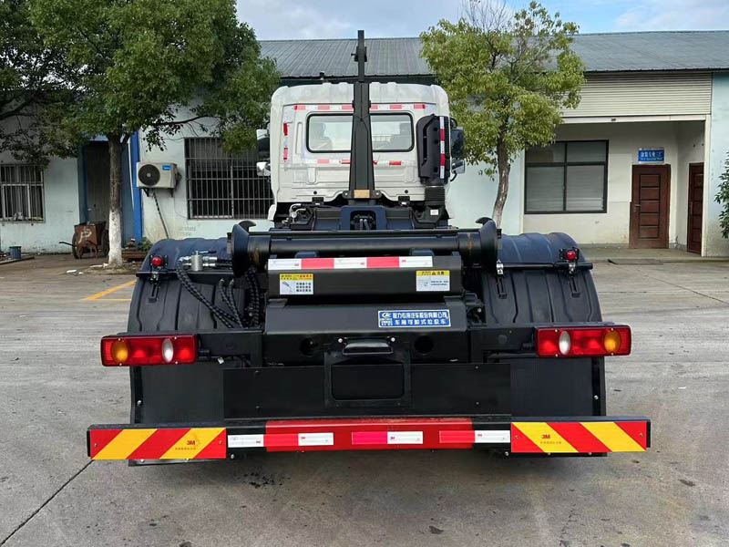 程力威牌CLW5181ZXXBHJ車廂可卸式垃圾車公告圖片