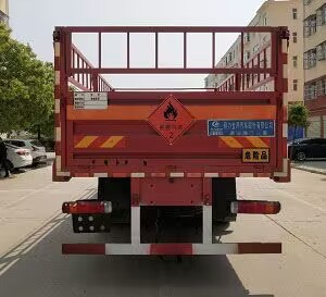 程力威牌CLW5261TQPCDP气瓶运输车公告图片