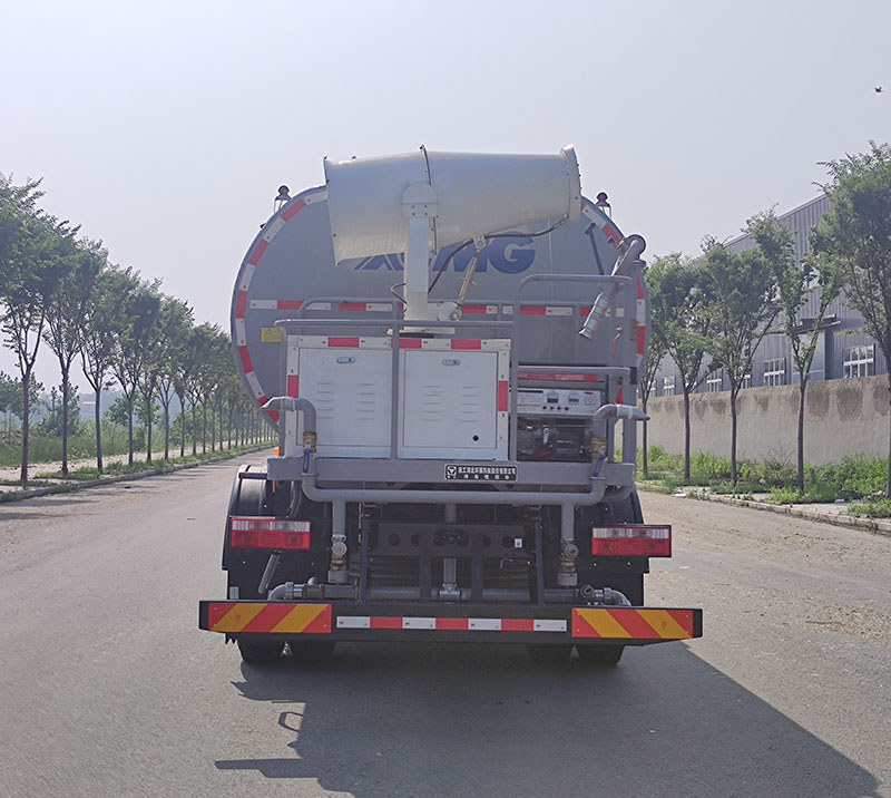 徐工牌DXA5187GPSD6綠化噴灑車公告圖片