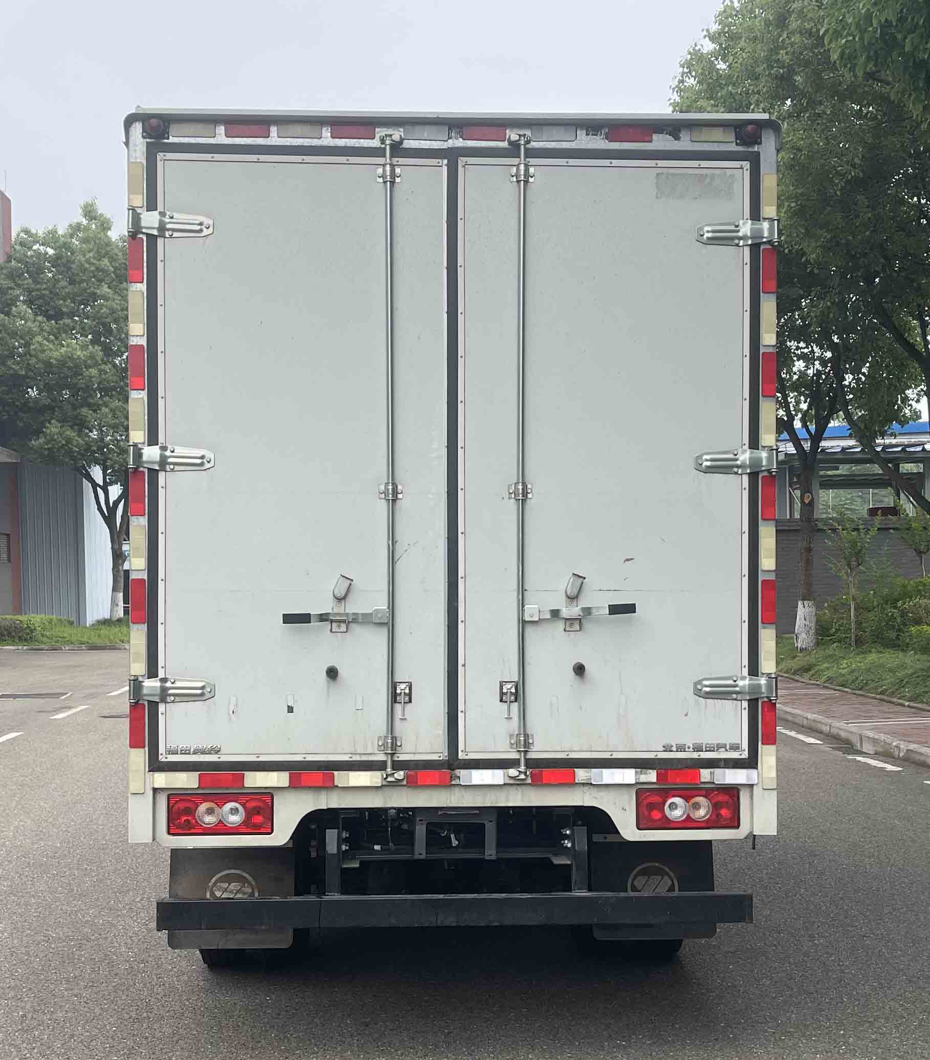 福田牌BJ5045XLC8JBA-AB8冷藏車(chē)公告圖片