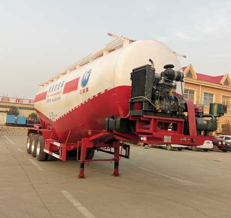 三威牌10.9米32吨3轴低密度粉粒物料运输半挂车(WQY9400GFL)