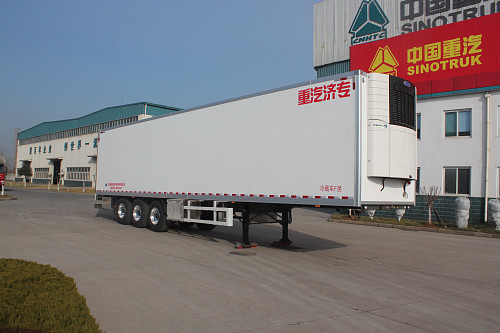 绿叶牌13.6米31.4吨3轴冷藏半挂车(JYJ9401XLC)