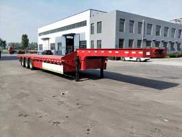 低平板半挂车