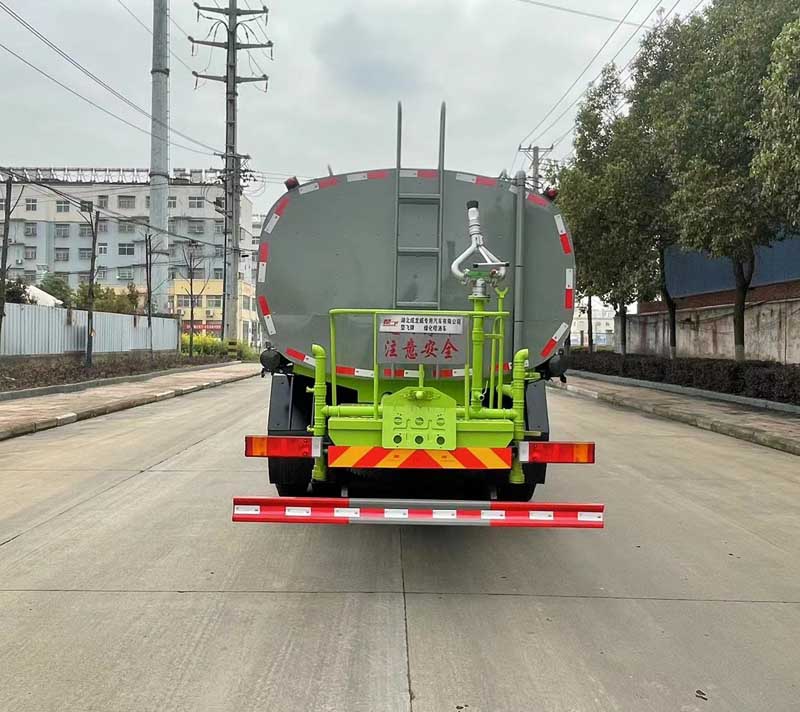 楚飛牌CLQ5250GPS6E綠化噴灑車(chē)公告圖片