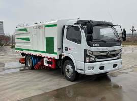 梁山三利牌LSL5120TXC吸尘车