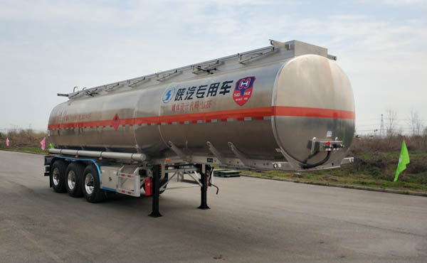 陕汽牌10.9米34.2吨3轴铝合金运油半挂车(SHN9400GYYP432)