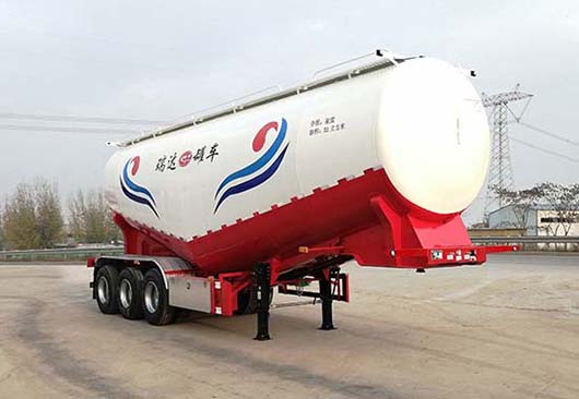 瑞郓牌8.9米33吨3轴普通液体运输半挂车(YRD9400GPG)