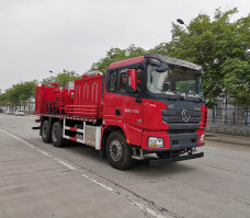 压裂车