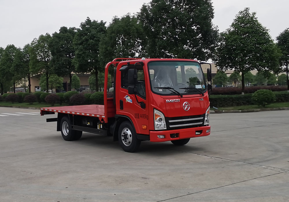 大運(yùn)牌CGC5041TPBHDD33F平板運(yùn)輸車(chē)公告圖片