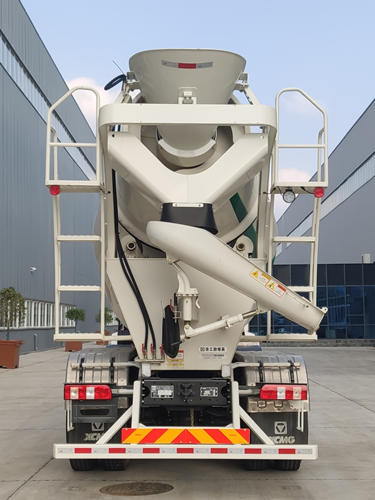 徐工牌XZS5316GJBC7N混凝土攪拌運(yùn)輸車(chē)公告圖片