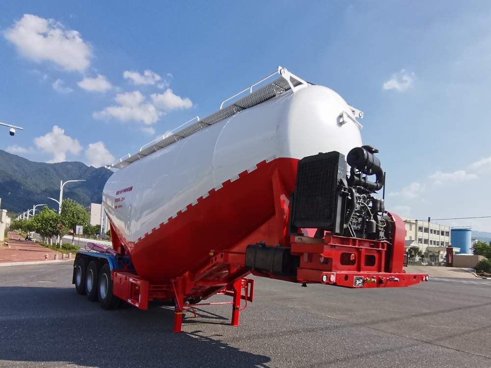 闽鸿顺牌9.6米33.9吨3轴干拌砂浆运输半挂车(MHS9400GSJ)