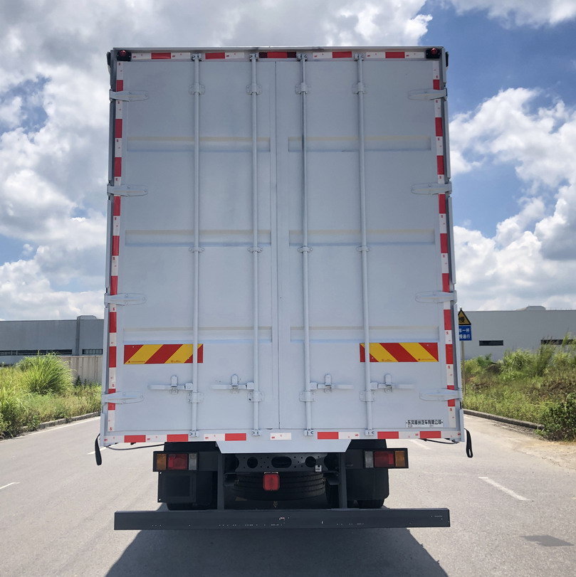 乘龍牌LZ5182XXYM3AC8廂式運(yùn)輸車公告圖片