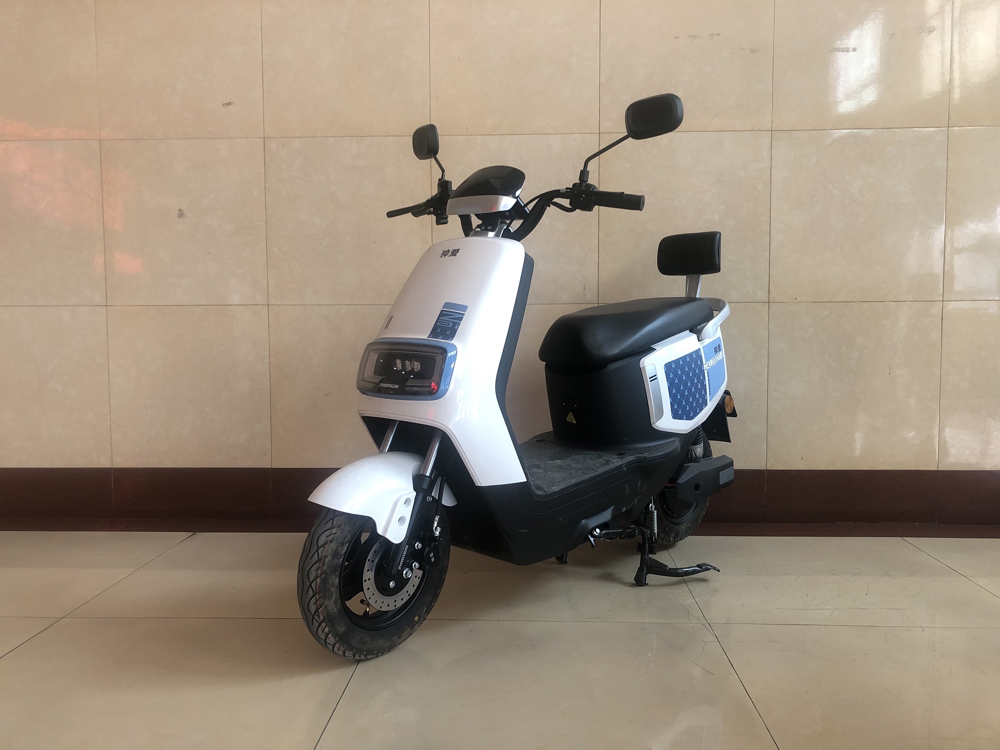 钟爱牌ZA1200DT-8电动两轮摩托车公告图片