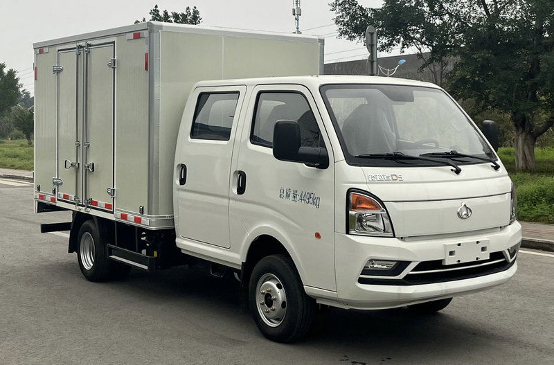 長(zhǎng)安牌CKS5040XXYD5FS61廂式運(yùn)輸車(chē)公告圖片