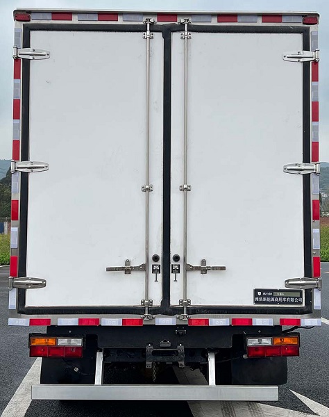 燕臺牌YTQ5042XLCKEEV331純電動冷藏車公告圖片