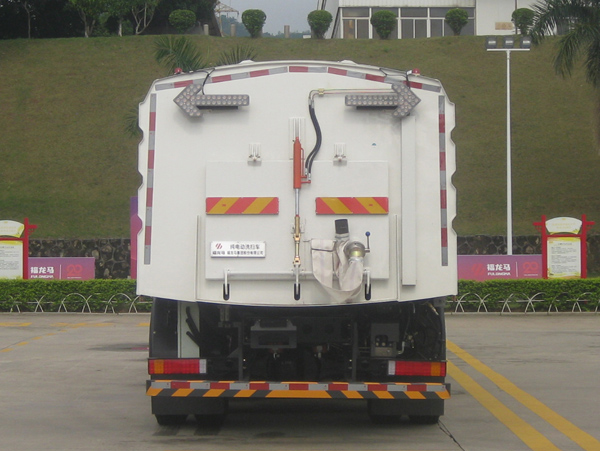 福龍馬牌FLM5180TXSCHBEV純電動洗掃車公告圖片