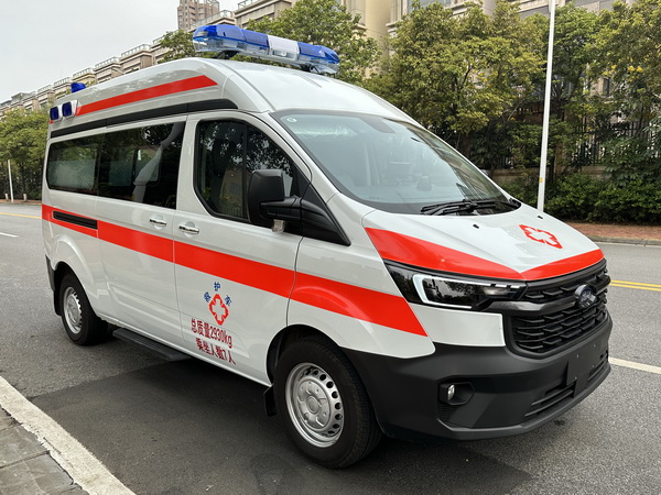GZX5031XJHX型救护车图片