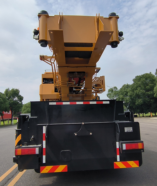 三一牌SYM5551JQZ200C汽車起重機公告圖片