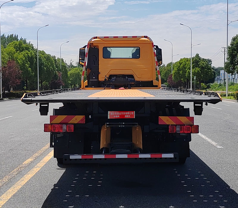 布隆牌LLL5330TQZZ6清障車公告圖片