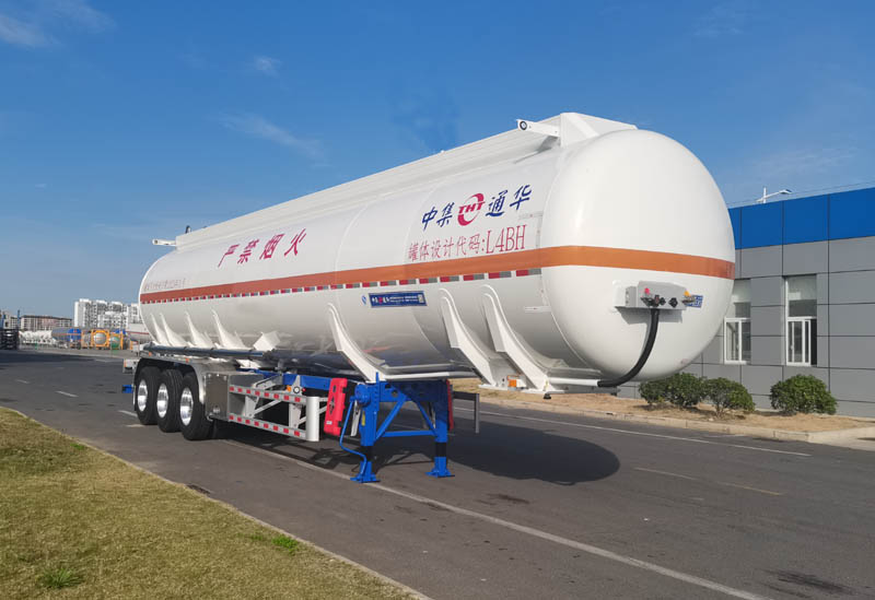 通华牌13米33.6吨3轴铝合金易燃液体罐式运输半挂车(THT9404GRYF)