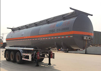 川腾牌10.3米32吨3轴腐蚀性物品罐式运输半挂车(HBS9402GFW)