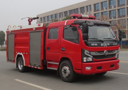 JDF5110GXFPM50/E6 江特牌泡沫消防车图片