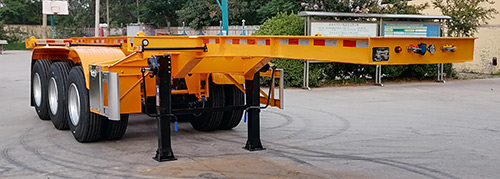 聚运达牌9米35.7吨3轴集装箱运输半挂车(LZY9401TJZ)