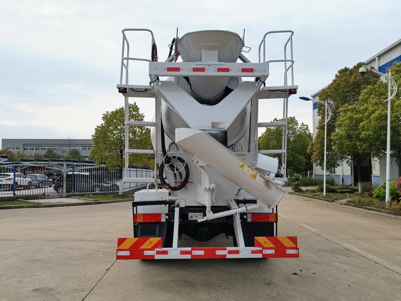 盟盛牌MSH5181GJBGB混凝土攪拌運(yùn)輸車公告圖片