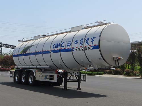 凌宇牌11.7米34吨3轴普通液体运输半挂车(CLY9402GPG45)