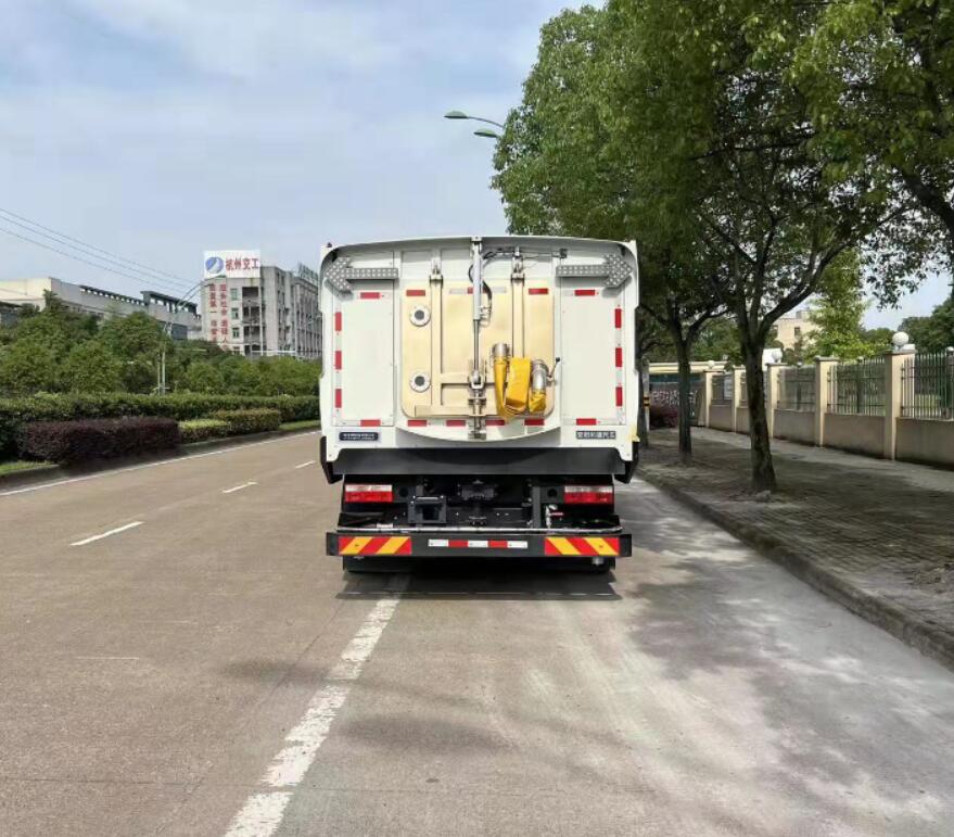 犀重牌AXZ5181TXSDFBEV純電動(dòng)洗掃車(chē)公告圖片