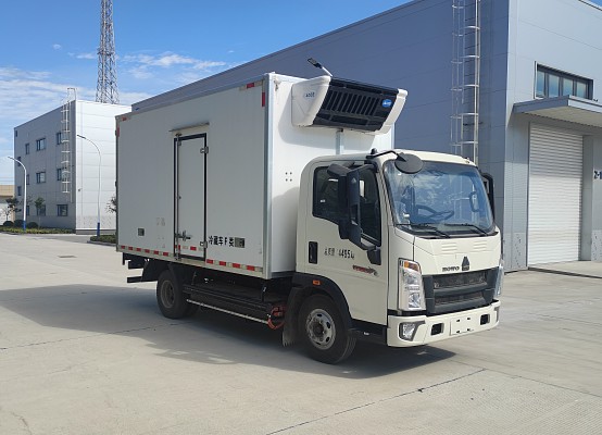 綠葉牌JYJ5047XLCEV純電動(dòng)冷藏車公告圖片