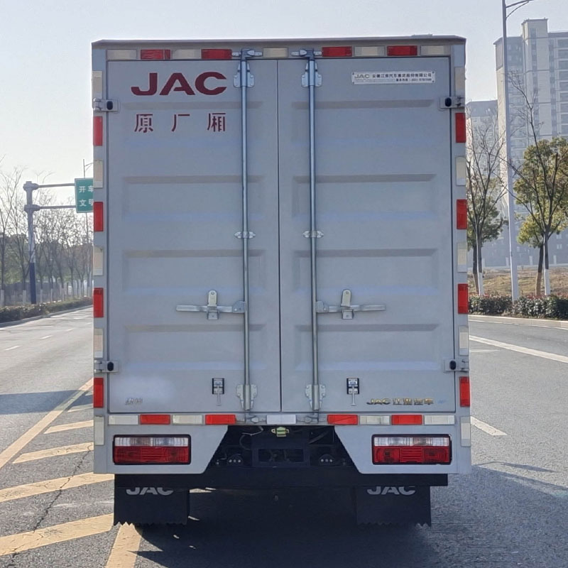 江淮牌HFC5041XXYP23K6B4QS廂式運(yùn)輸車公告圖片