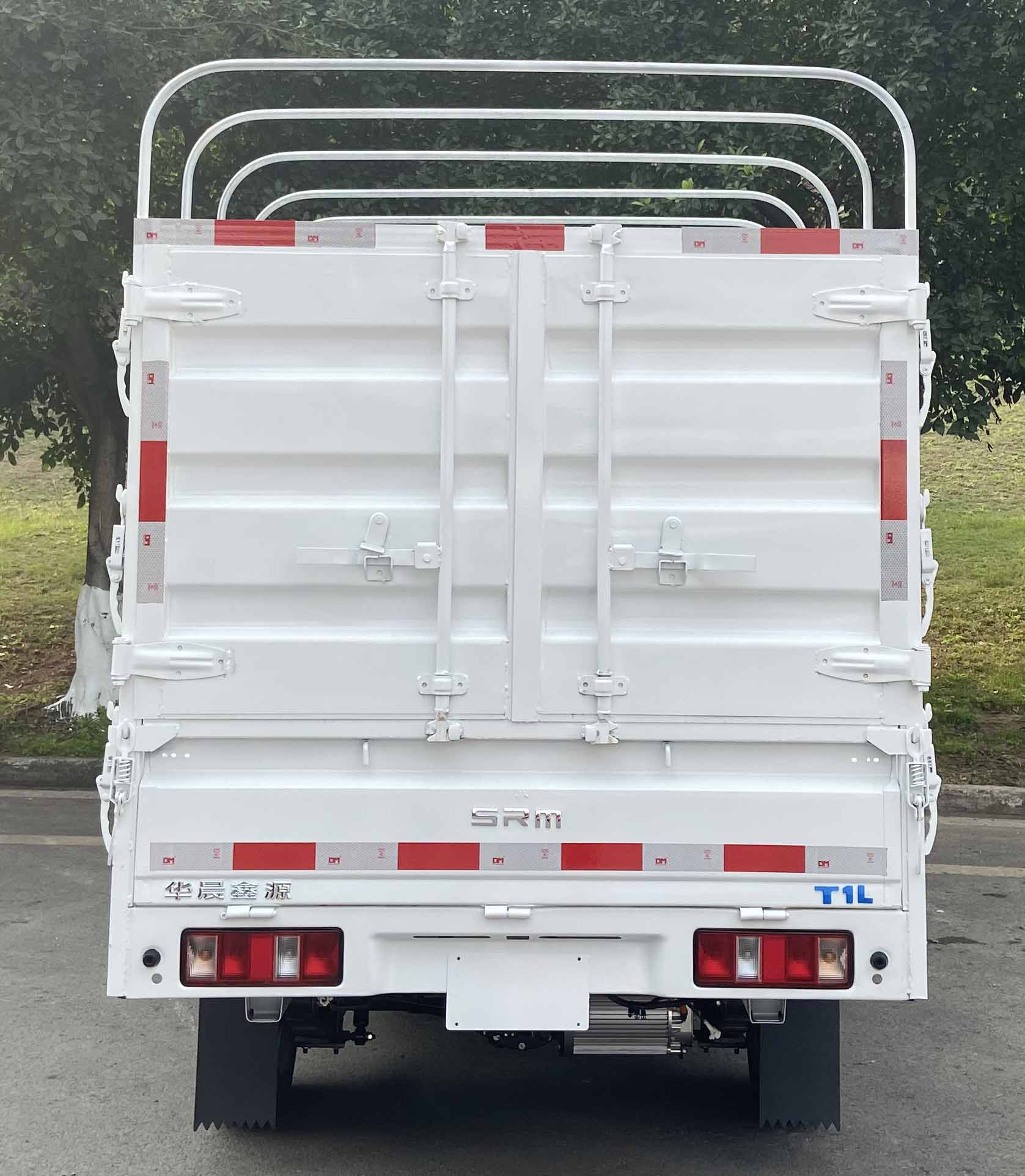 鑫源牌JKC5021CCYD0X0BEV純電動倉柵式運輸車公告圖片