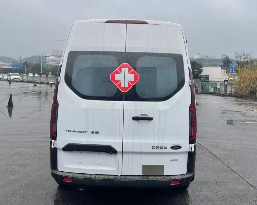 新逾捷牌XYT5033XJHJX9救護(hù)車公告圖片