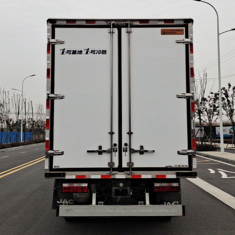 江淮牌HFC5045XLCSHEV1插電式增程混合動(dòng)力冷藏車公告圖片