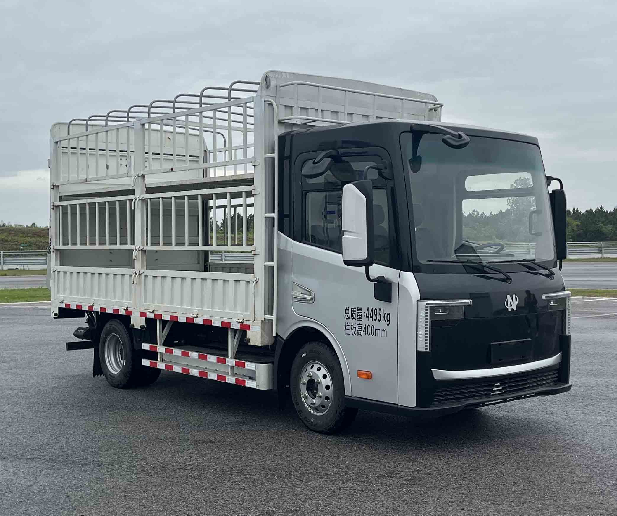 海格牌KLQ5042CCYEV1換電式純電動倉柵式運輸車公告圖片